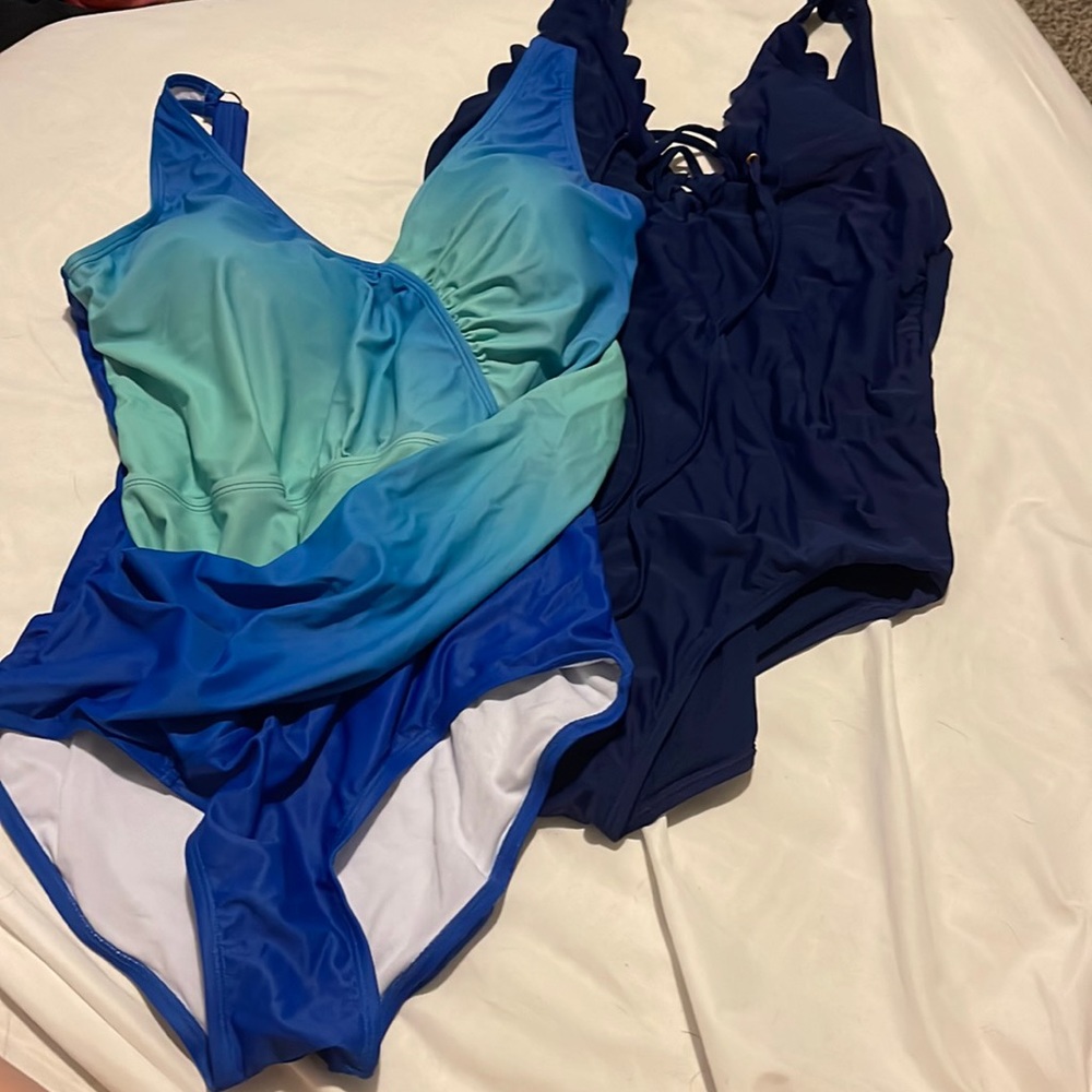 Bathing suits 10 for each or 17 for both!